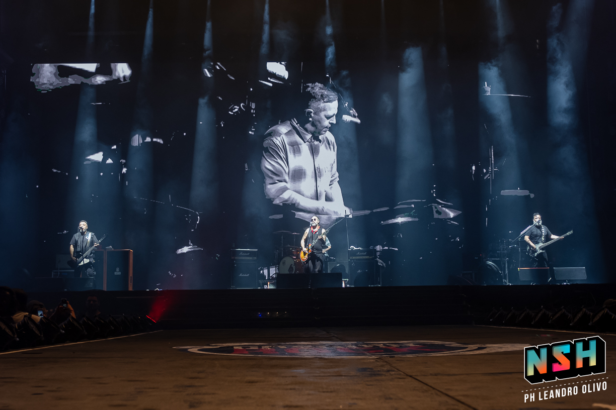 Molotov en vivo celebrando su 30 aniversario con un show encendido ante miles de fans