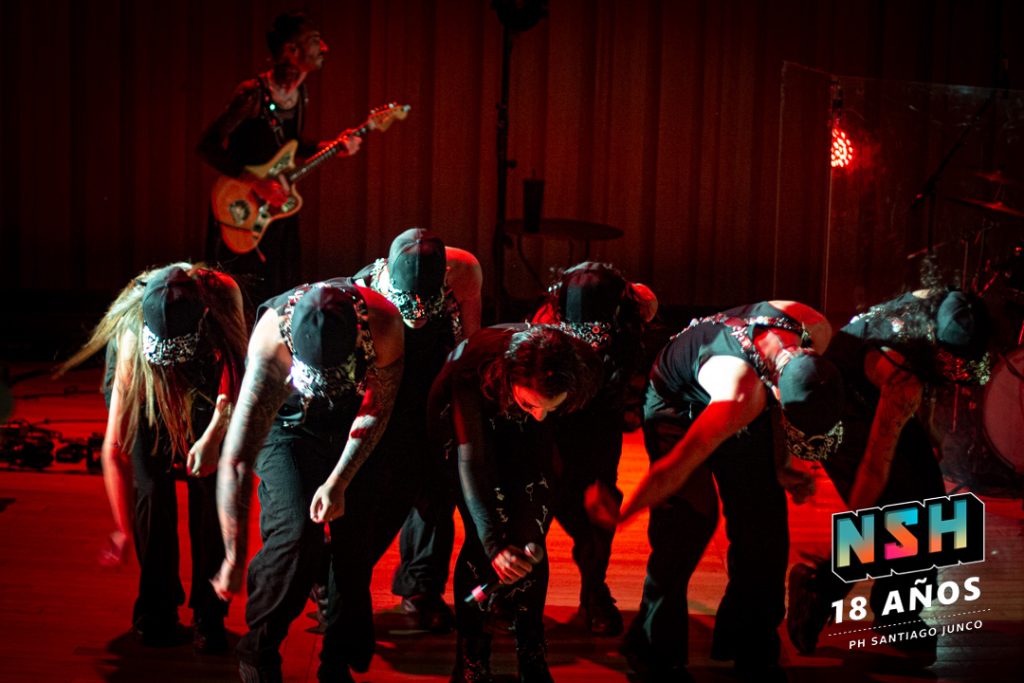 FEMI durante la grabación de su live session en la Usina del Arte, donde presentó su nuevo single “No es personal”