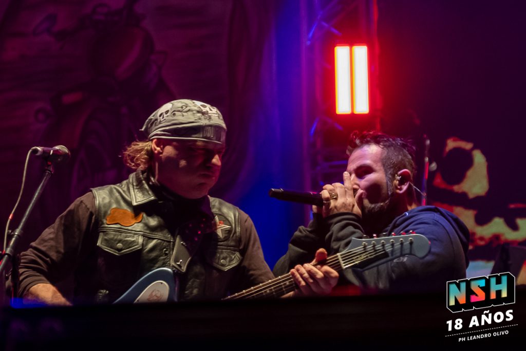 Foto del recital de La Renga en el Estadio de Huracán durante su gira "Totalmente Poseídos" en Buenos Aires, junio de 2024.