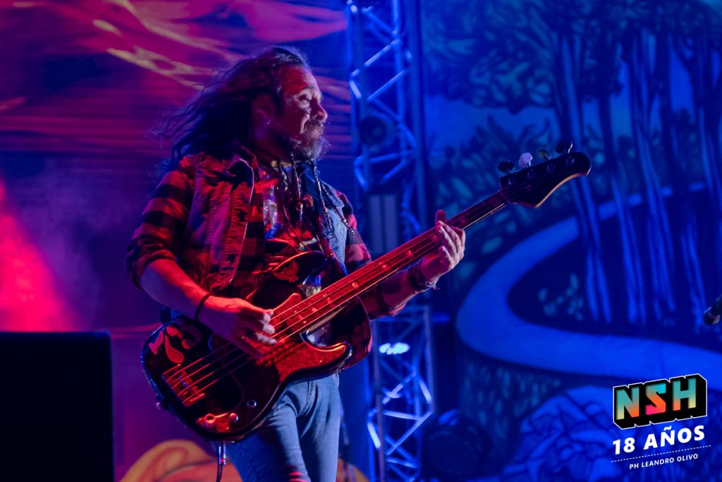 Foto del recital de La Renga en el Estadio de Huracán durante su gira "Totalmente Poseídos" en Buenos Aires, junio de 2024.