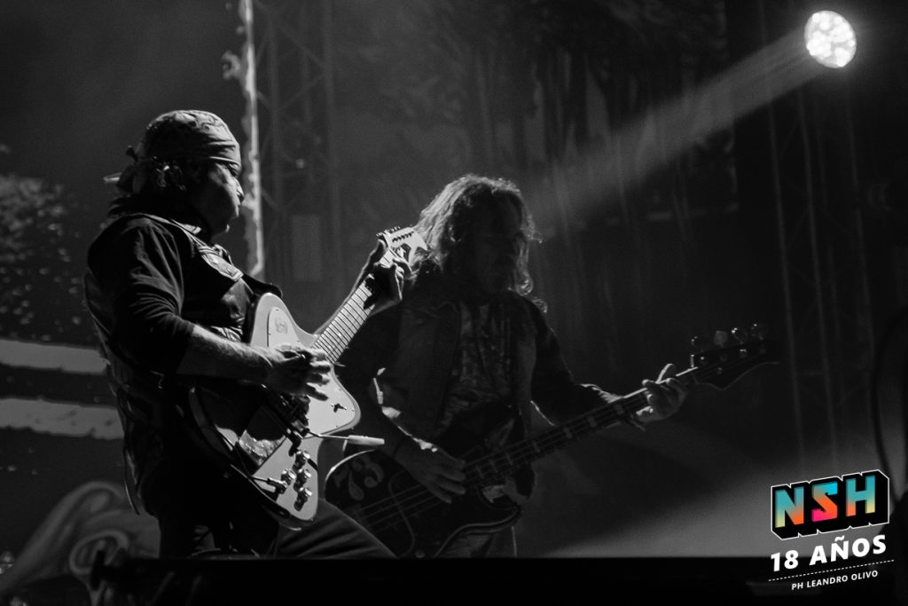 Foto del recital de La Renga en el Estadio de Huracán durante su gira "Totalmente Poseídos" en Buenos Aires, junio de 2024.
