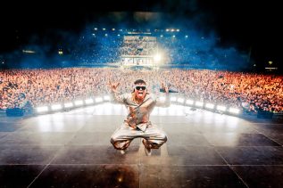 YSY A en vivo en el Hipódromo de La Plata como parte del ciclo Noches Capitales 2025