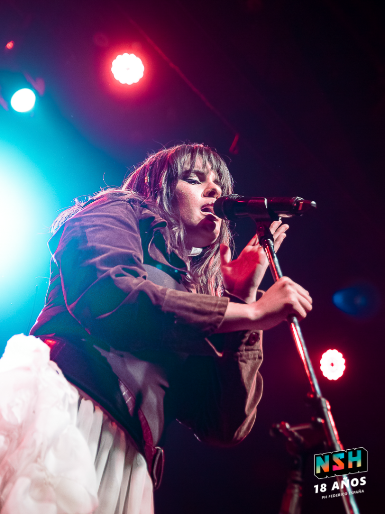 Camilú en vivo en Niceto Club durante el inicio de su nueva gira musical en 2025