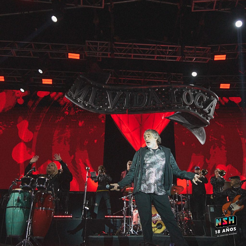 Los Auténticos Decadentes celebran su historia en vivo.