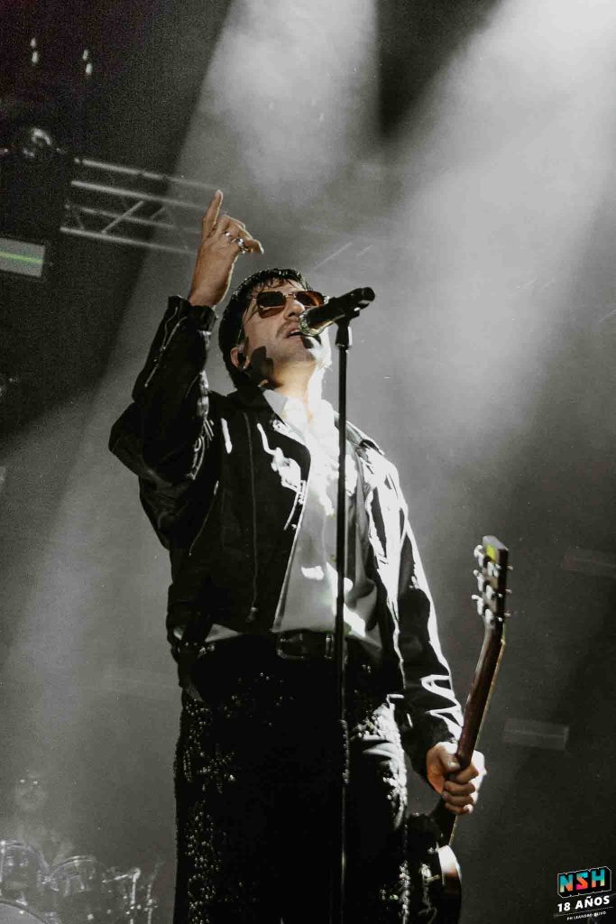 El Zar en vivo en Obras, presentando “Paradiso” ante una multitud eufórica.