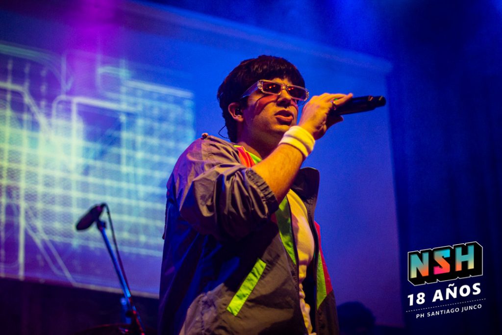 FR4NZ en vivo en el Gorriti Art Center durante el showcase de “To The Moon”.