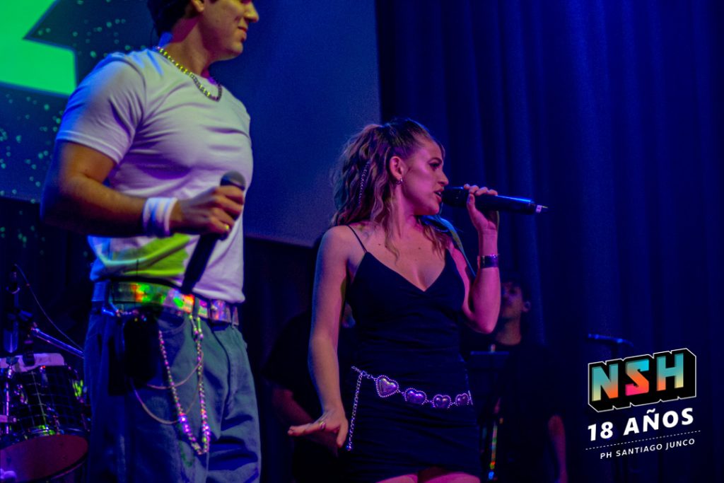 FR4NZ junto a Slim Dee y Clari Ceschín en un show lleno de energía y color.
