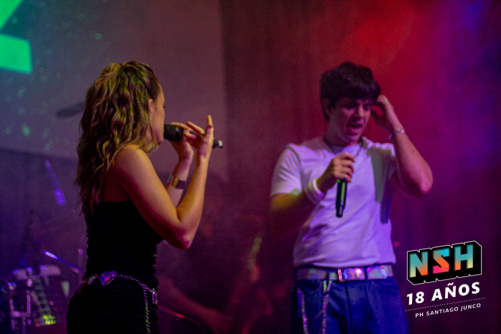FR4NZ junto a Slim Dee y Clari Ceschín en un show lleno de energía y color.