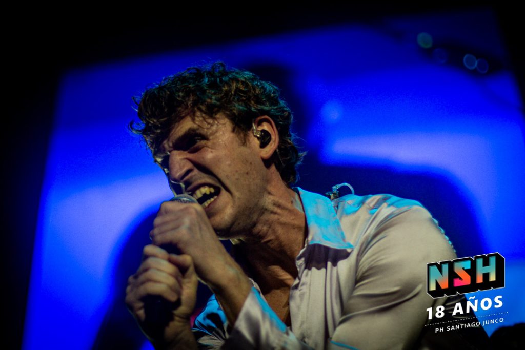 Louta en vivo durante su show en el Harlem Festival 2025