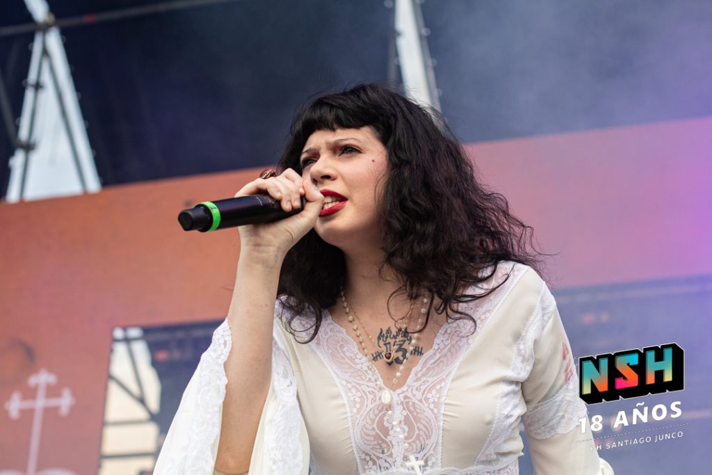 Blair en vivo durante su show en el Harlem Festival 2025