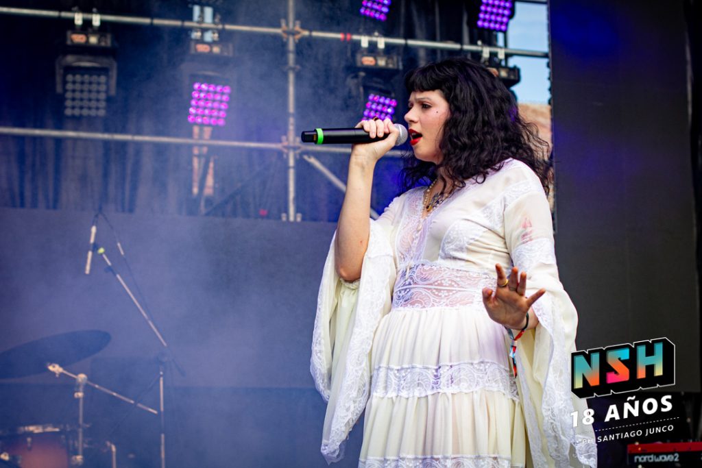 Blair en vivo durante su show en el Harlem Festival 2025