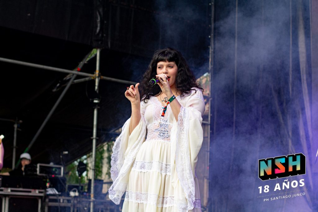 Blair en vivo durante su show en el Harlem Festival 2025