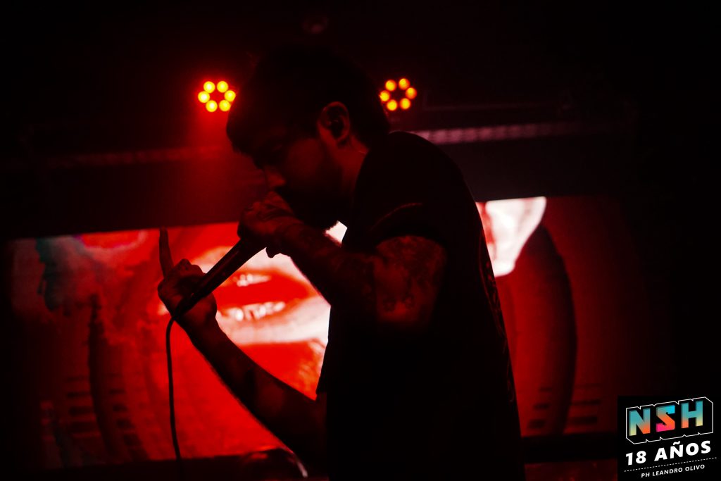 Ill Quentin en vivo en Uniclub durante su show de rap argentino