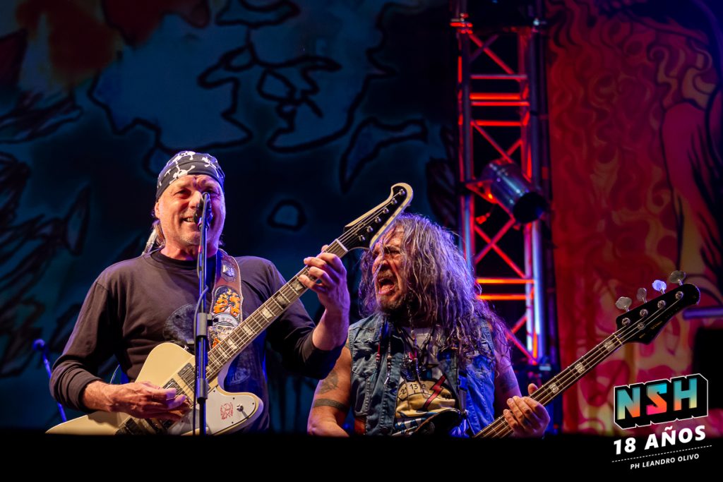 La Renga en vivo en el Estadio Suppici de Colonia del Sacramento ante 20 mil personas.