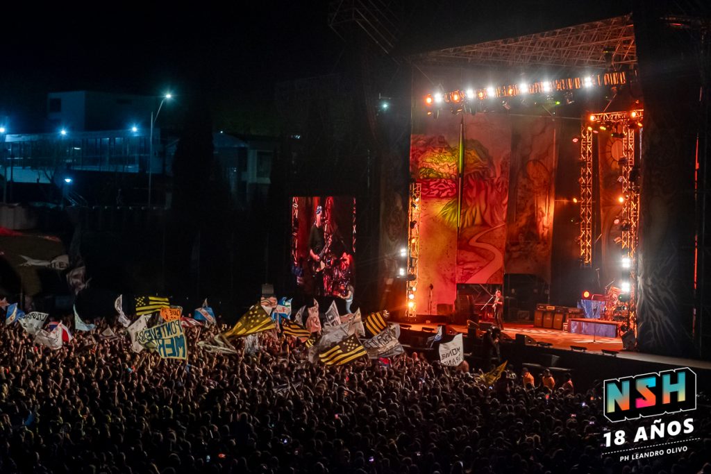 Vista panorámica del recital de La Renga en Uruguay con 31 canciones en el setlist.