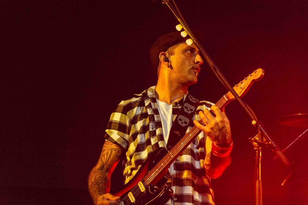 Bersuit Vergarabat junto a invitados especiales en concierto – Crédito Camila Sebastiao