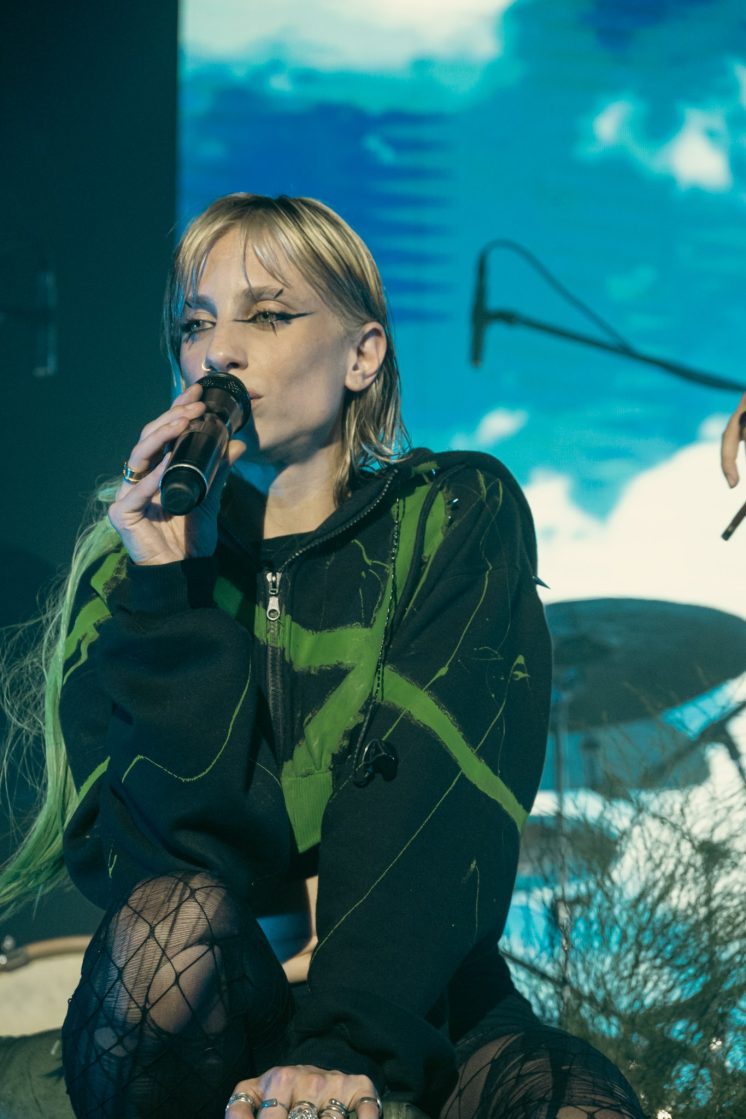 Clara Cava en vivo en Niceto Club – Foto por Micaela Goyeneche