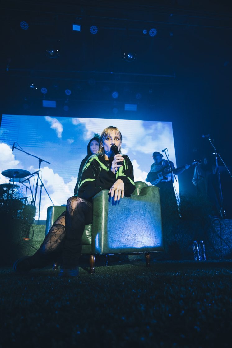 Clara Cava en vivo en Niceto Club – Foto por Micaela Goyeneche