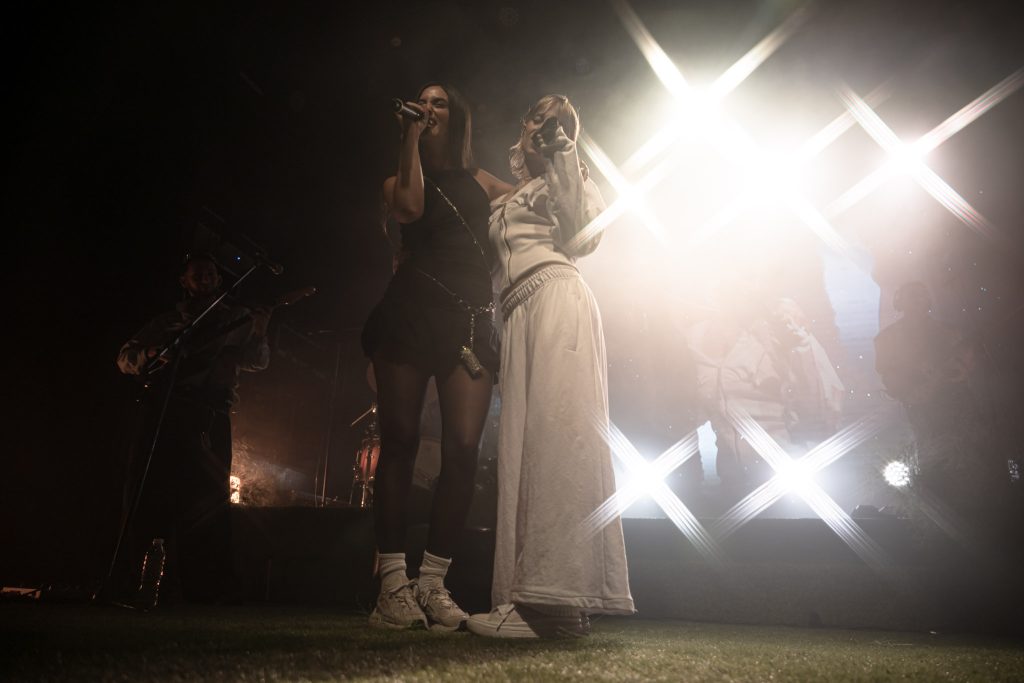 Clara Cava en vivo en Niceto Club – Foto por Micaela Goyeneche
