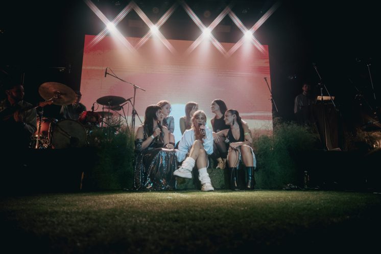 Clara Cava en vivo en Niceto Club – Foto por Micaela Goyeneche