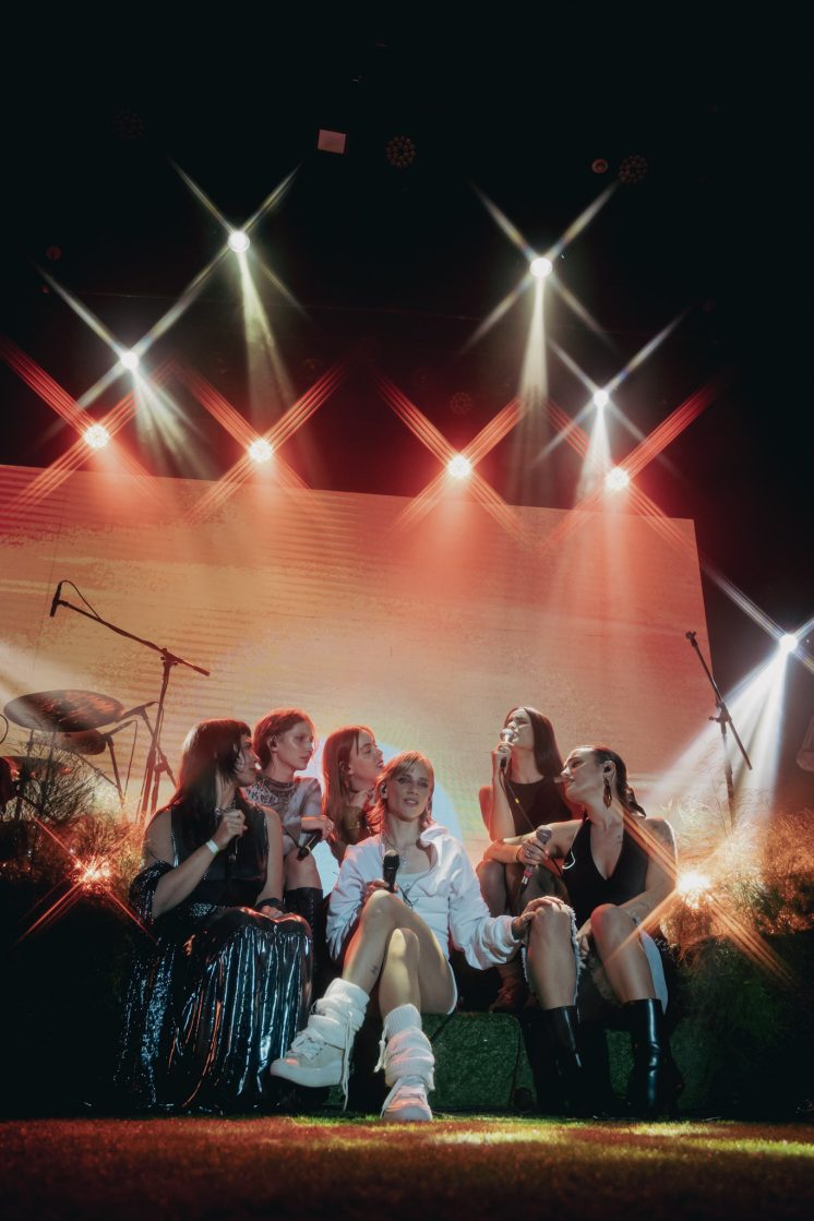 Clara Cava en vivo en Niceto Club – Foto por Micaela Goyeneche