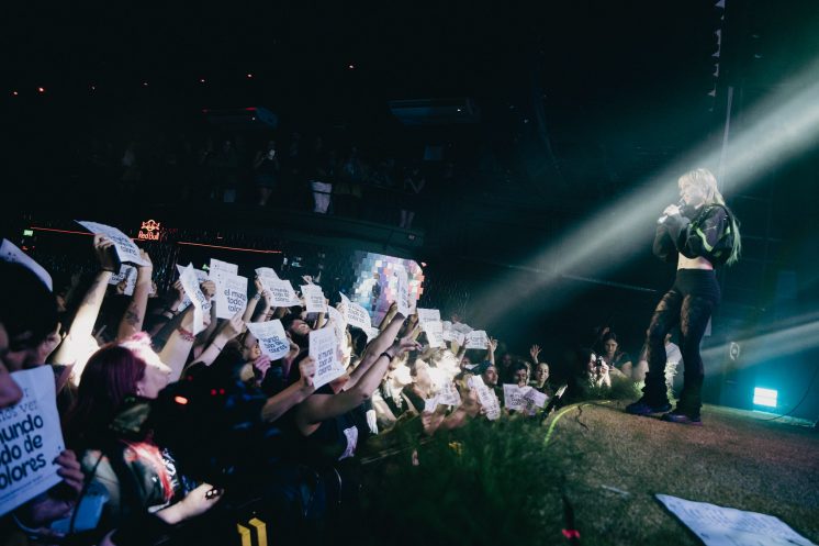 Clara Cava en vivo en Niceto Club – Foto por Micaela Goyeneche