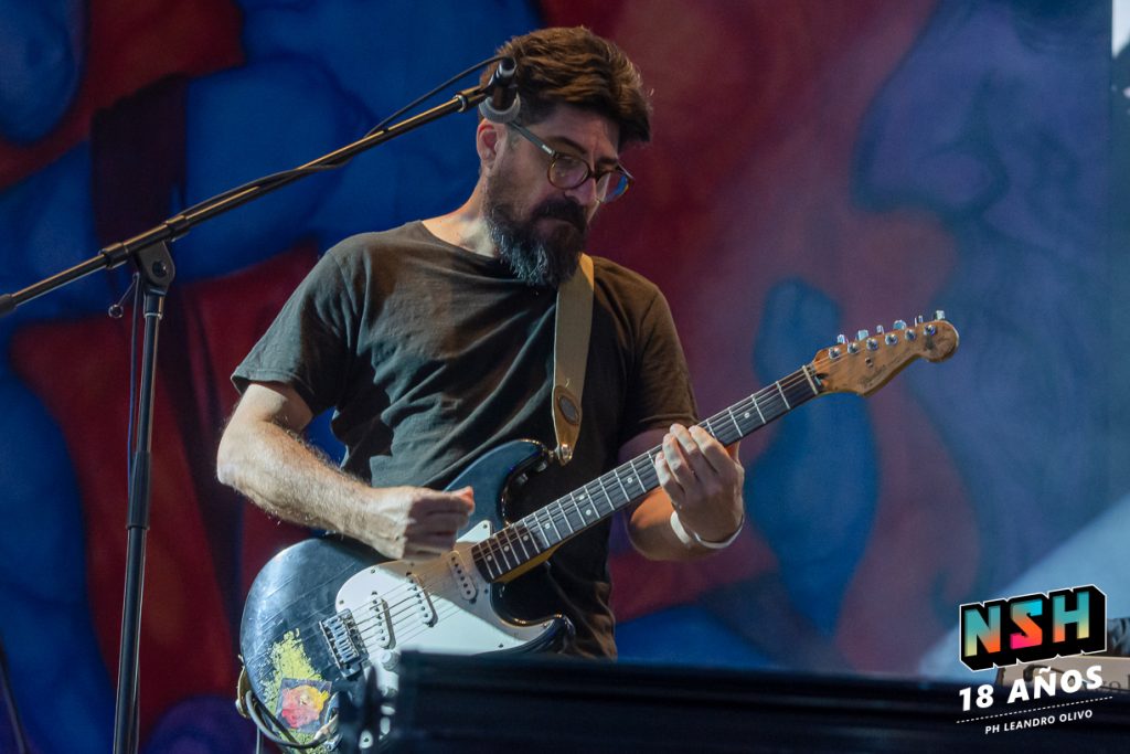 Cielo Razzo en vivo como banda soporte de La Renga en Rosario