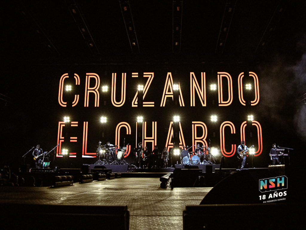 La banda Cruzando el Charco en su show 2025. PH. Federico España