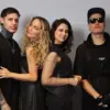 Kudai, banda chilena de pop rock integrada por Nicole Natalino, Bárbara Sepúlveda, Gabriela Villalba, Tomás Manzi y Pablo Holman, en foto de prensa de 2026.