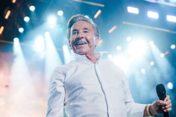 Ricardo Montaner en foto de prensa promocional de 2026.